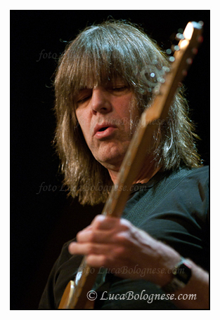 Mike Stern_foto Luca Bolognese