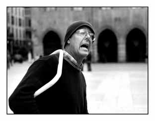 Ferdinando Piva in piazza Maggiore - Bologna                  foto Luca Bolognese